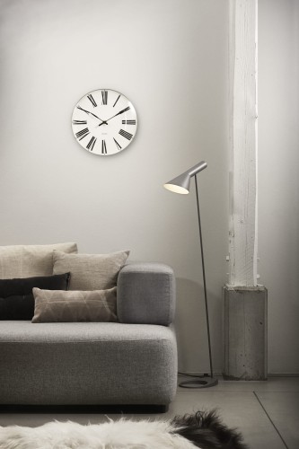 zegar, zegar wiszący Arne Jacobsen