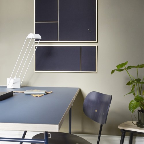 lampa stołowa, lampa biurkowa  Please Wait to be Seated