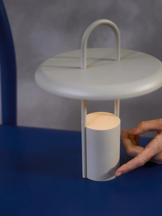 lampa stołowa, lampa bezprzewodowa, lampa ogrodowa Stelton