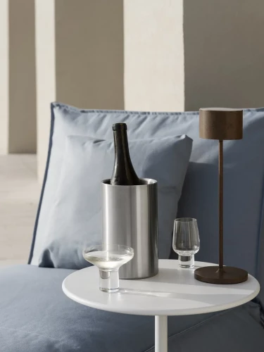 lampa stołowa, lampa bezprzewodowa Blomus