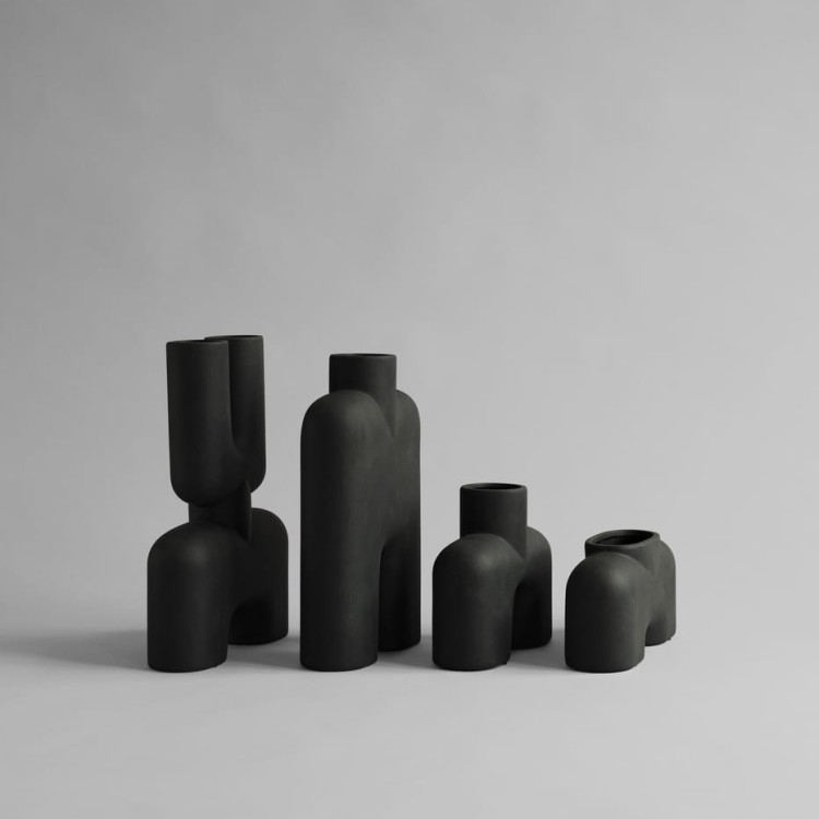 Cobra Medio Black Family.jpg
