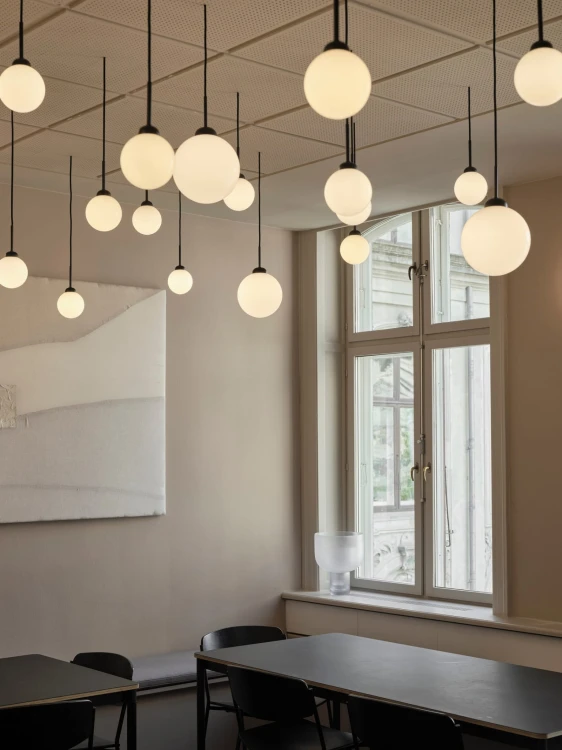 lampa wisząca, lampa Nuura