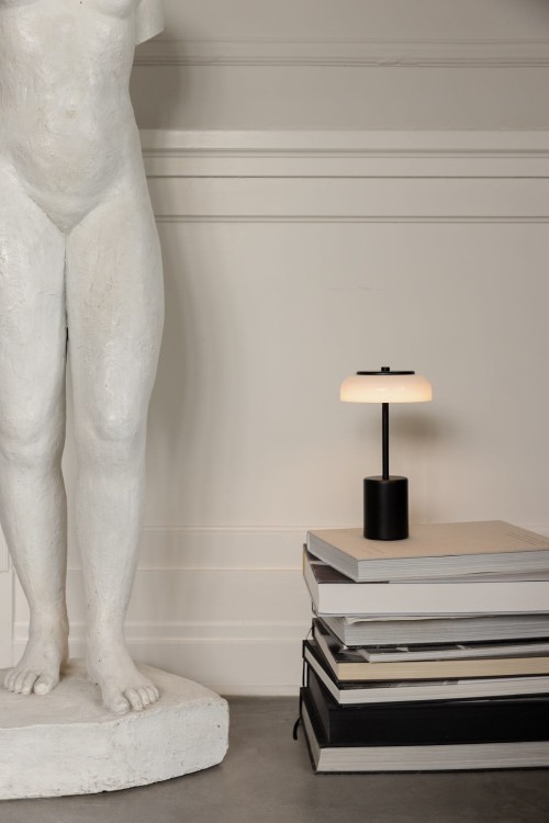 lampa stołowa, lampa bezprzewodowa  Nuura