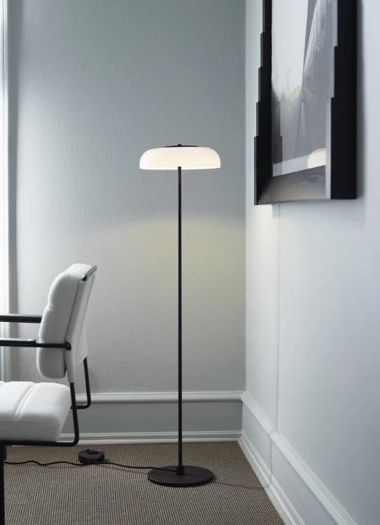 lampa stołowa, lampa bezprzewodowa  Nuura