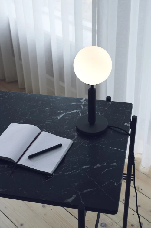 lampa stołowa, lampa  Nuura