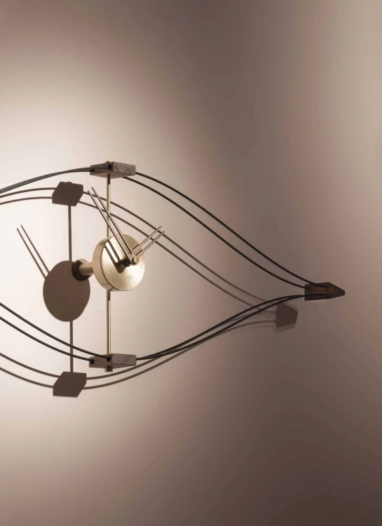 zegar wiszący, zegar ścienny Nomon