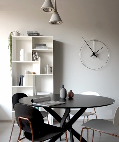 zegar wiszący, zegar ścienny Nomon