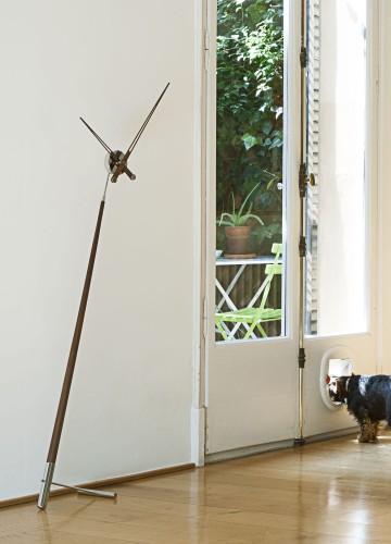 zegar wiszący, zegar ścienny Nomon