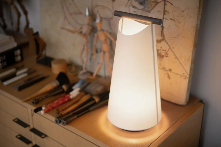 lampa stołowa, lampa bezprzewodowa Nomon