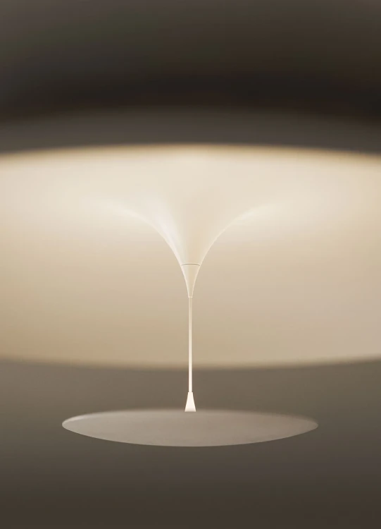 lampa wisząca, lampa Karman